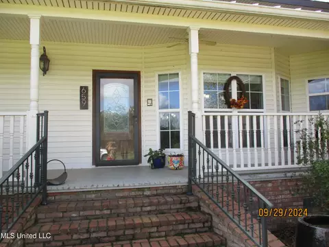 Exterior - 659 Ratliff Ferry Rd, Canton, MS 39046 photo 8 of 23
