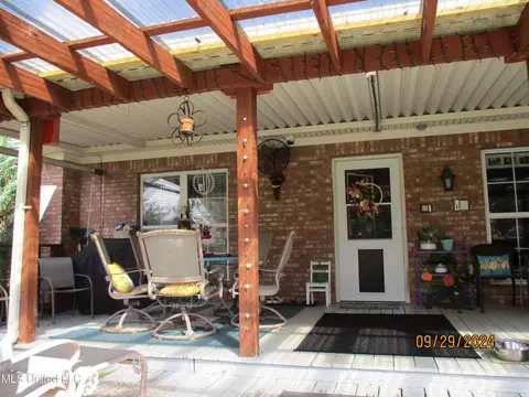 Exterior - 659 Ratliff Ferry Rd, Canton, MS 39046 photo 13 of 23