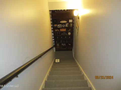 Entry Way - 659 Ratliff Ferry Rd, Canton, MS 39046 photo 4 of 4