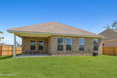 13 Bear Point Dr, Long Beach, MS 39560 photo 3
