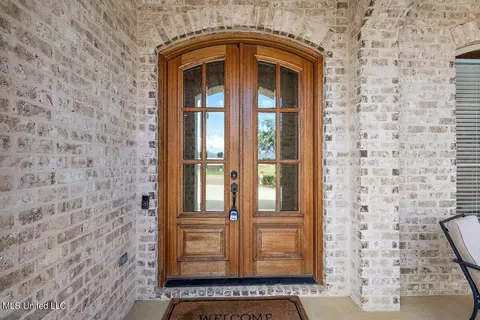 Entry Way - 352 Royal Pond Cir, Flowood, MS 39232 photo 1 of 6