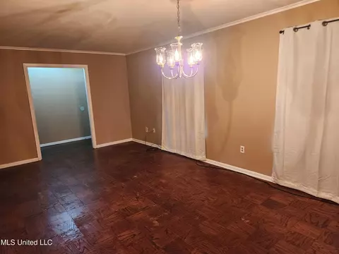 5372 Jamaica Dr, Jackson, MS 39211 photo 5