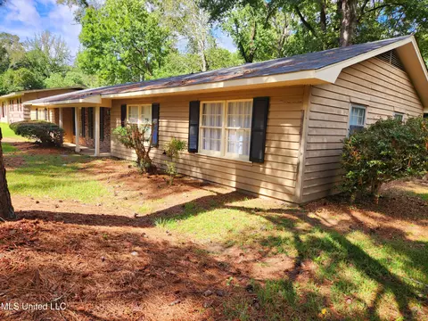 5372 Jamaica Dr, Jackson, MS 39211 photo 2