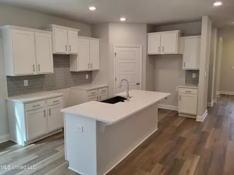 87135 Highpoint Dr, Diamondhead, MS 39525 photo 3