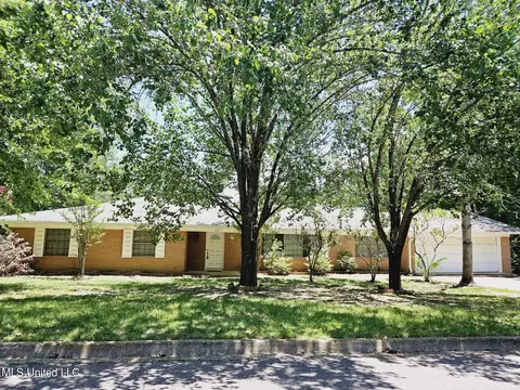 307 Indian Mound Rd, Clinton, MS 39056