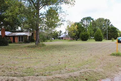 128 Harvey Rd, Lucedale, MS 39452