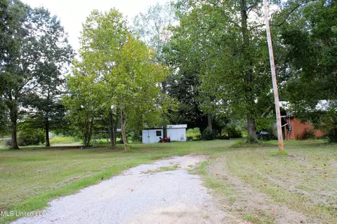 128 Harvey Rd, Lucedale, MS 39452 photo 2