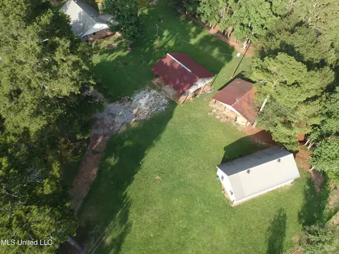 Exterior - 4153 Springfield Rd, Morton, MS 39117 photo 6 of 7