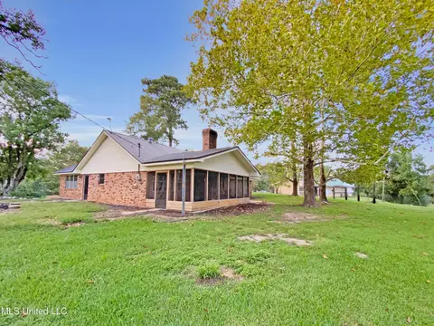 Exterior - 4153 Springfield Rd, Morton, MS 39117 photo 2 of 7