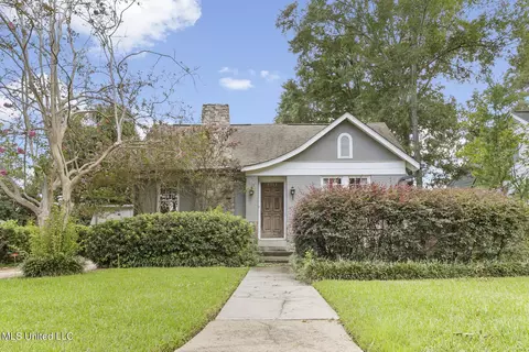 1017 Fairview St, Jackson, MS 39202 photo 1