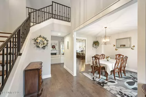 Entry Way - 3219 Mckenna Way, Hernando, MS 38632 photo 2 of 3