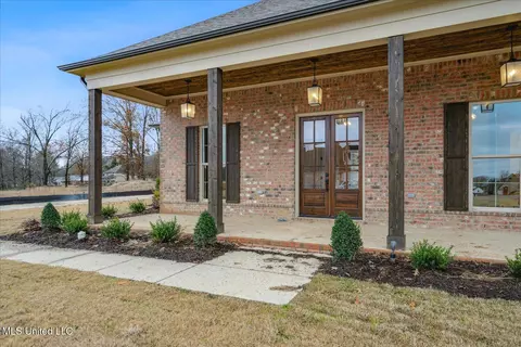 1845 Baisley Dr, Nesbit, MS 38651 photo 3