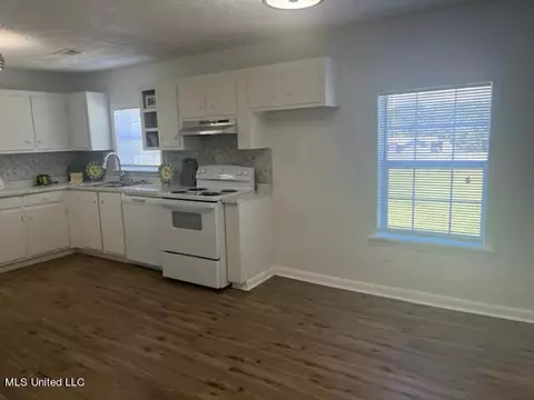 Kitchen - 241 Berry Lott Rd, Mount Olive, MS 39119 photo 3 of 3