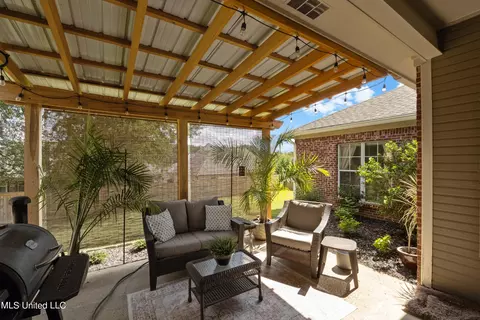 Exterior - 110 Weldon Dr, Madison, MS 39110 photo 4 of 6