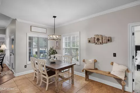 Dining - 110 Weldon Dr, Madison, MS 39110 photo 2 of 2