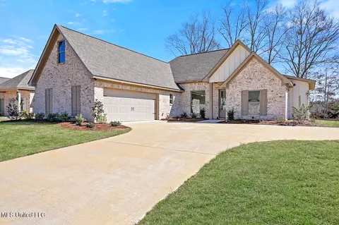 654 Prosperity Pl, Brandon, MS 39042