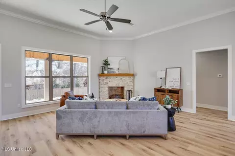 654 Prosperity Pl, Brandon, MS 39042 photo 6