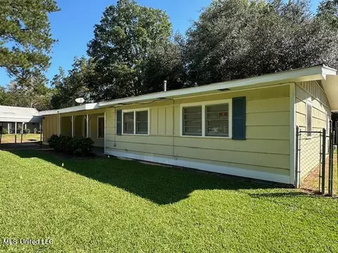 Other - 2926 Meadow Forest Dr, Jackson, MS 39212 photo 2 of 9