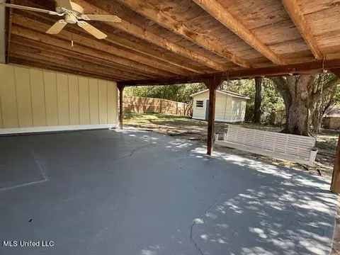 Exterior - 2926 Meadow Forest Dr, Jackson, MS 39212 photo 2 of 12