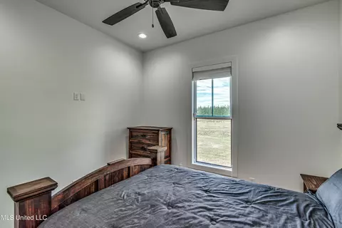 Bedroom - 474 Stump Ridge Rd, Brandon, MS 39047 photo 5 of 9