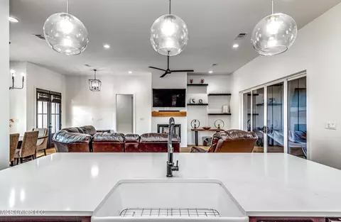 Kitchen - 474 Stump Ridge Rd, Brandon, MS 39047 photo 5 of 8