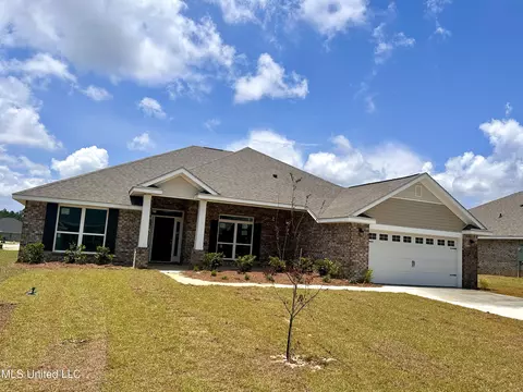 13913 Ruby Ln, Biloxi, MS 39532