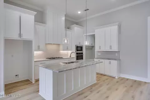 1010 Kensington Dr, Flowood, MS 39232 photo 9