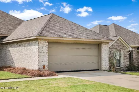 Exterior - 984 Filmore Dr, Brandon, MS 39042 photo 3 of 6