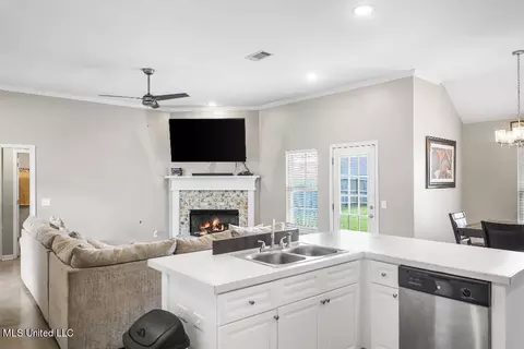 Other - 984 Filmore Dr, Brandon, MS 39042 photo 4 of 9