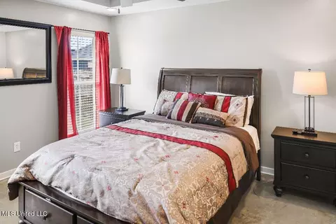 Bedroom - 984 Filmore Dr, Brandon, MS 39042 photo 2 of 8