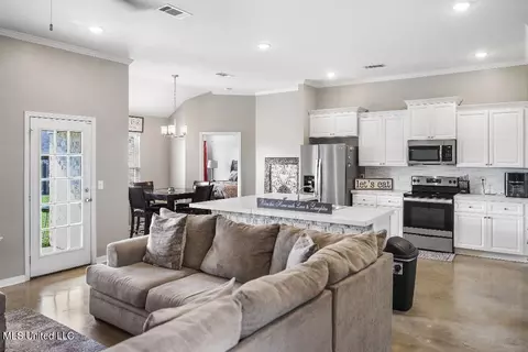 Other - 984 Filmore Dr, Brandon, MS 39042 photo 1 of 9