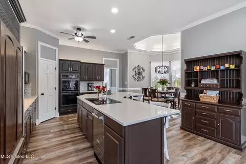 Kitchen - 1910 Green Village Dr, Hernando, MS 38632 photo 1 of 2