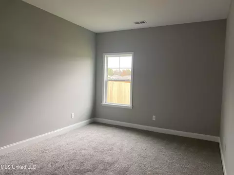 Bedroom - 5247 Watson Vw Dr, Nesbit, MS 38651 photo 3 of 5
