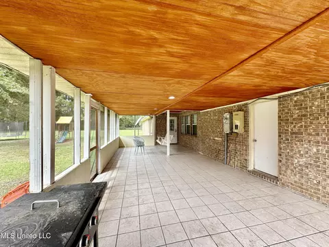 Exterior - 1108 Sampson Rd, Lucedale, MS 39452 photo 4 of 9