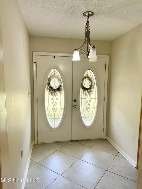 Entry Way - 1108 Sampson Rd, Lucedale, MS 39452 photo 1 of 3