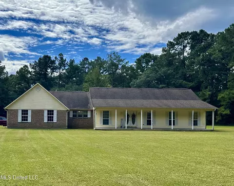 Exterior - 1108 Sampson Rd, Lucedale, MS 39452 photo 8 of 9