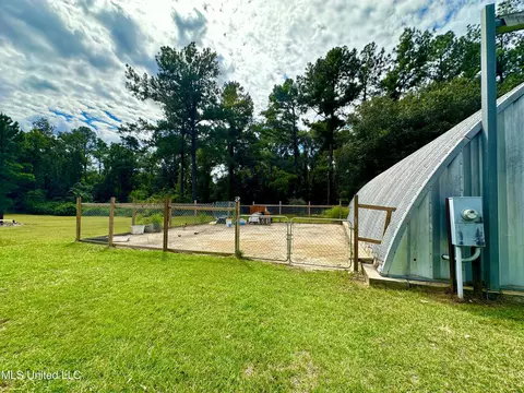 Exterior - 1108 Sampson Rd, Lucedale, MS 39452 photo 6 of 9