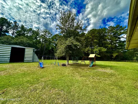 Exterior - 1108 Sampson Rd, Lucedale, MS 39452 photo 5 of 9