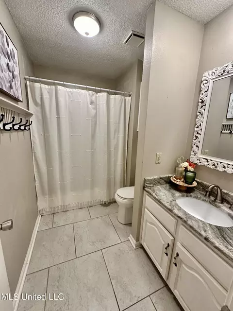 Bath - 1108 Sampson Rd, Lucedale, MS 39452 photo 2 of 2