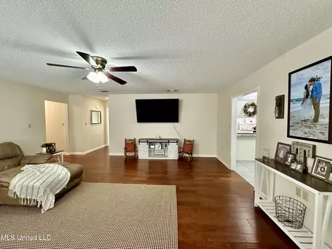 Living - 1108 Sampson Rd, Lucedale, MS 39452 photo 3 of 3