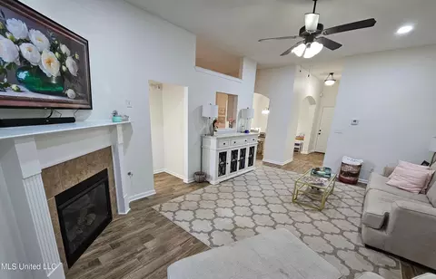 403 Vaiden Ridge Dr S, Hernando, MS 38632 photo 7