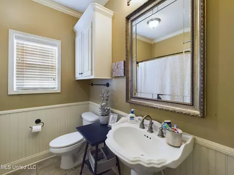 Bath - 159 Millhouse Drive Dr, Madison, MS 39110 photo 3 of 4