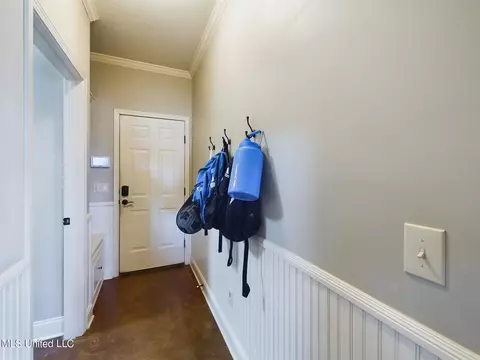 Entry Way - 159 Millhouse Drive Dr, Madison, MS 39110 photo 2 of 3
