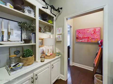 Entry Way - 159 Millhouse Drive Dr, Madison, MS 39110 photo 3 of 3
