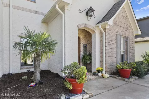 Exterior - 1422 Ruby Pointe, Flowood, MS 39232 photo 5 of 13