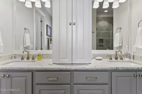 Bath - 1422 Ruby Pointe, Flowood, MS 39232 photo 3 of 6