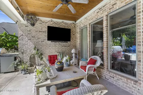 Exterior - 1422 Ruby Pointe, Flowood, MS 39232 photo 6 of 13