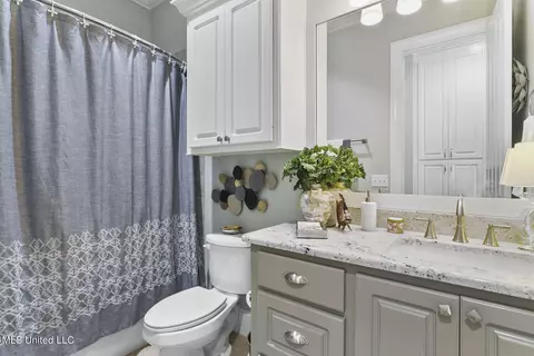 Bath - 1422 Ruby Pointe, Flowood, MS 39232 photo 1 of 6