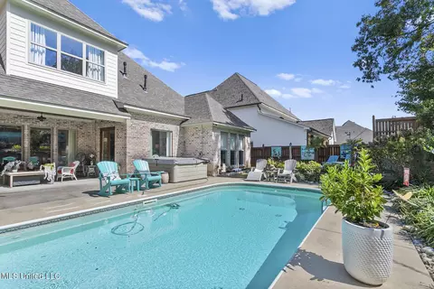 Exterior - 1422 Ruby Pointe, Flowood, MS 39232 photo 7 of 13