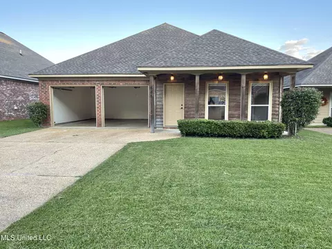 Exterior - 644 Westhill Road Rd, Brandon, MS 39042 photo 3 of 5